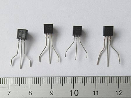 ここで実験した各種のNPNトランジスタ