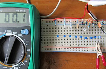 0.1ｍAでも点灯します