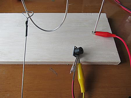 電子ブザーを付けた回路