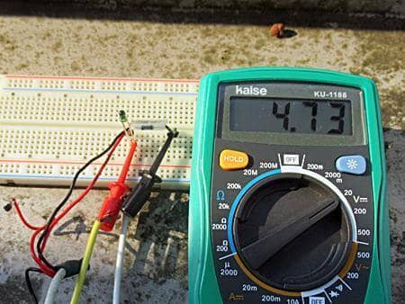 太陽光下で測定中