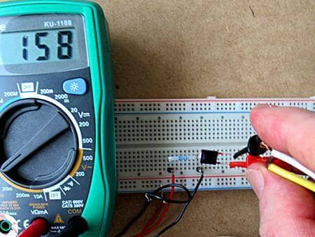 赤外線で測定中